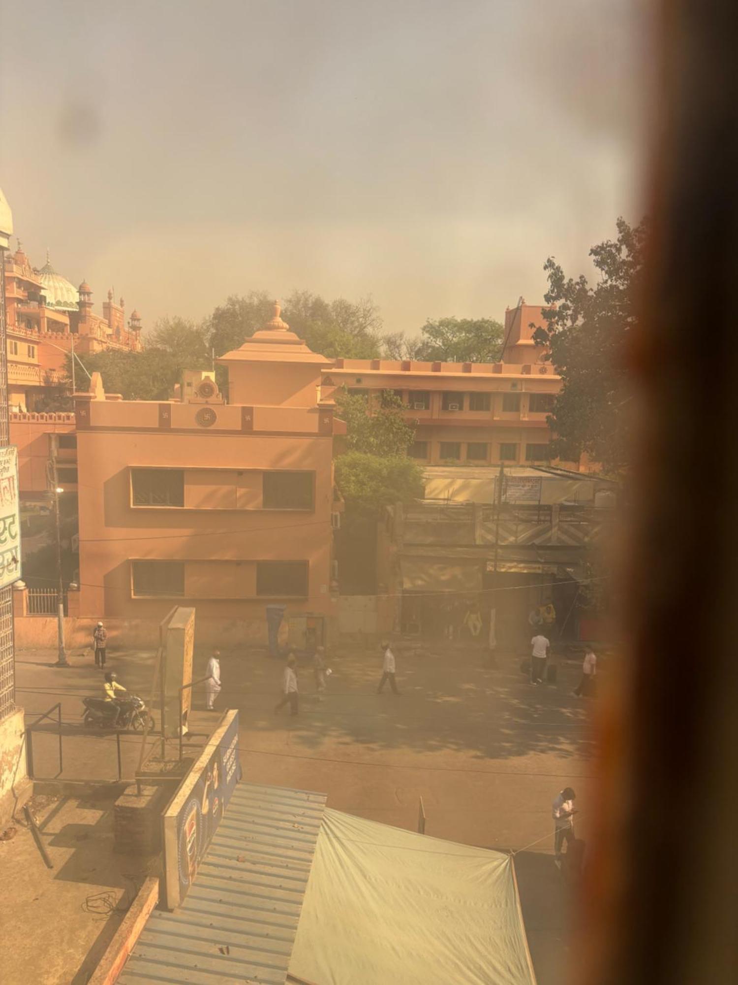 Sgh Guest House Mathura Extérieur photo