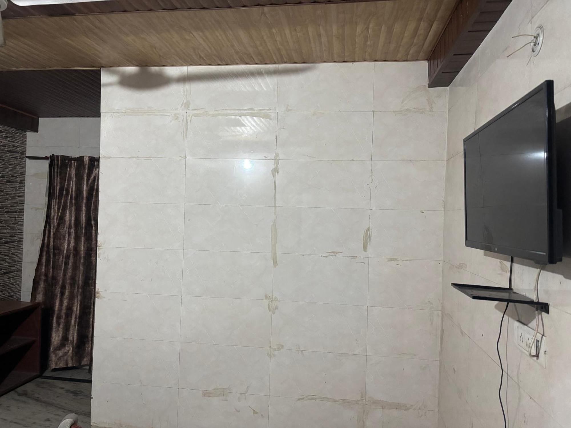 Sgh Guest House Mathura Extérieur photo